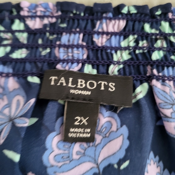 Talbott Plus Size Top - Picture 6 of 9